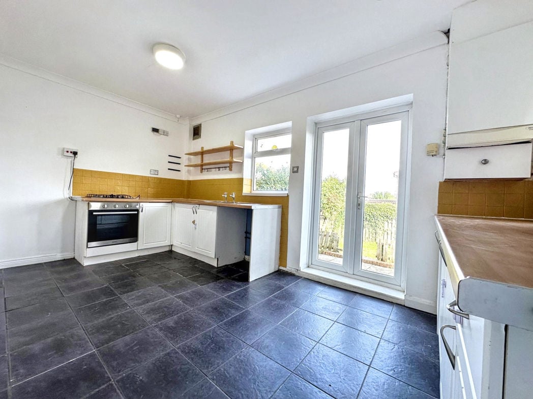 Property image 5 of 14