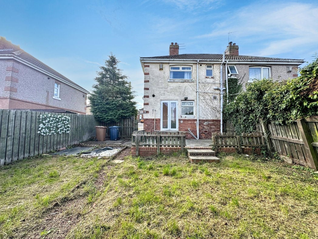 Property image 11 of 14