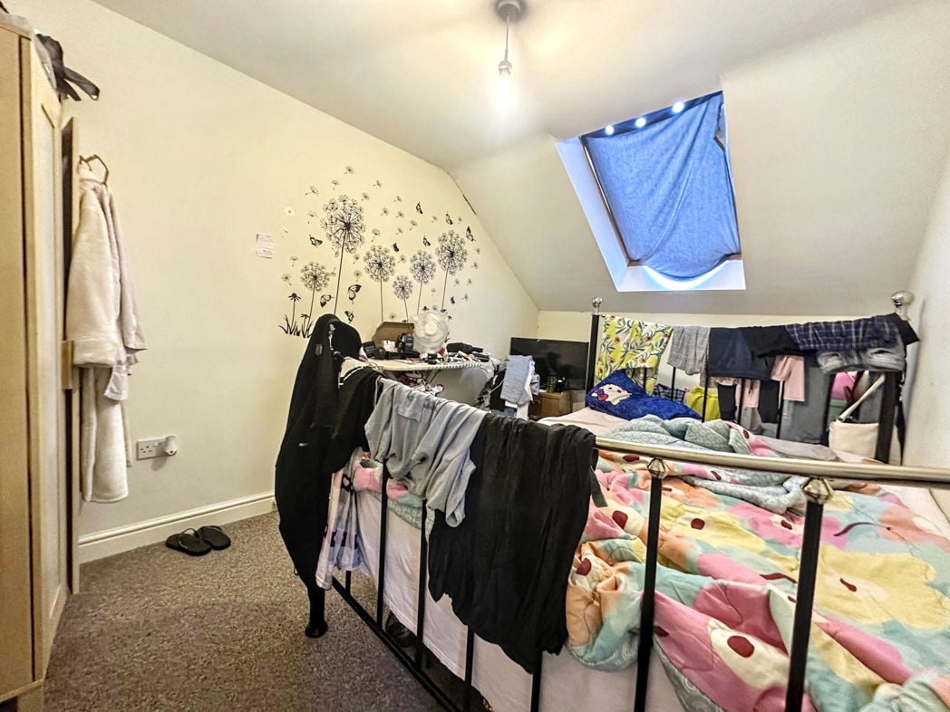 Property image 11 of 14