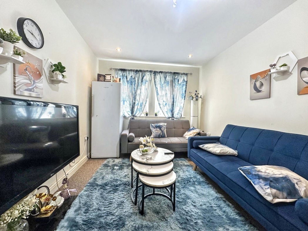 Property image 3 of 14