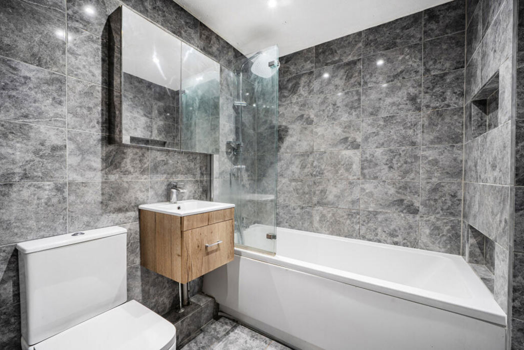 Property image 3 of 20