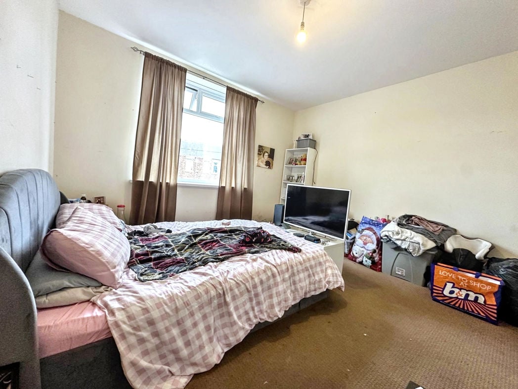 Dining Room/Additional Bedroom