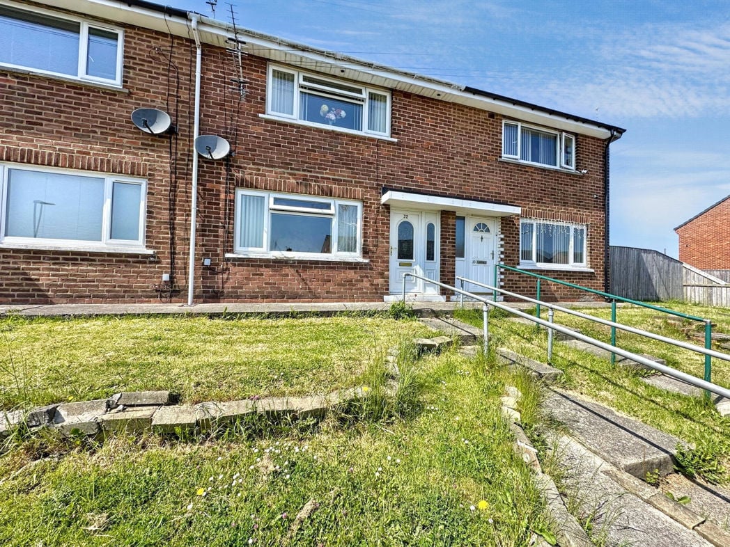 Property image 2 of 13