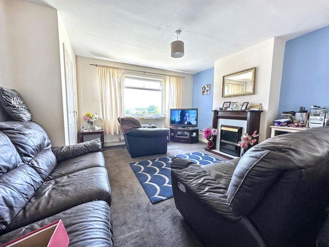 Property image 3 of 13