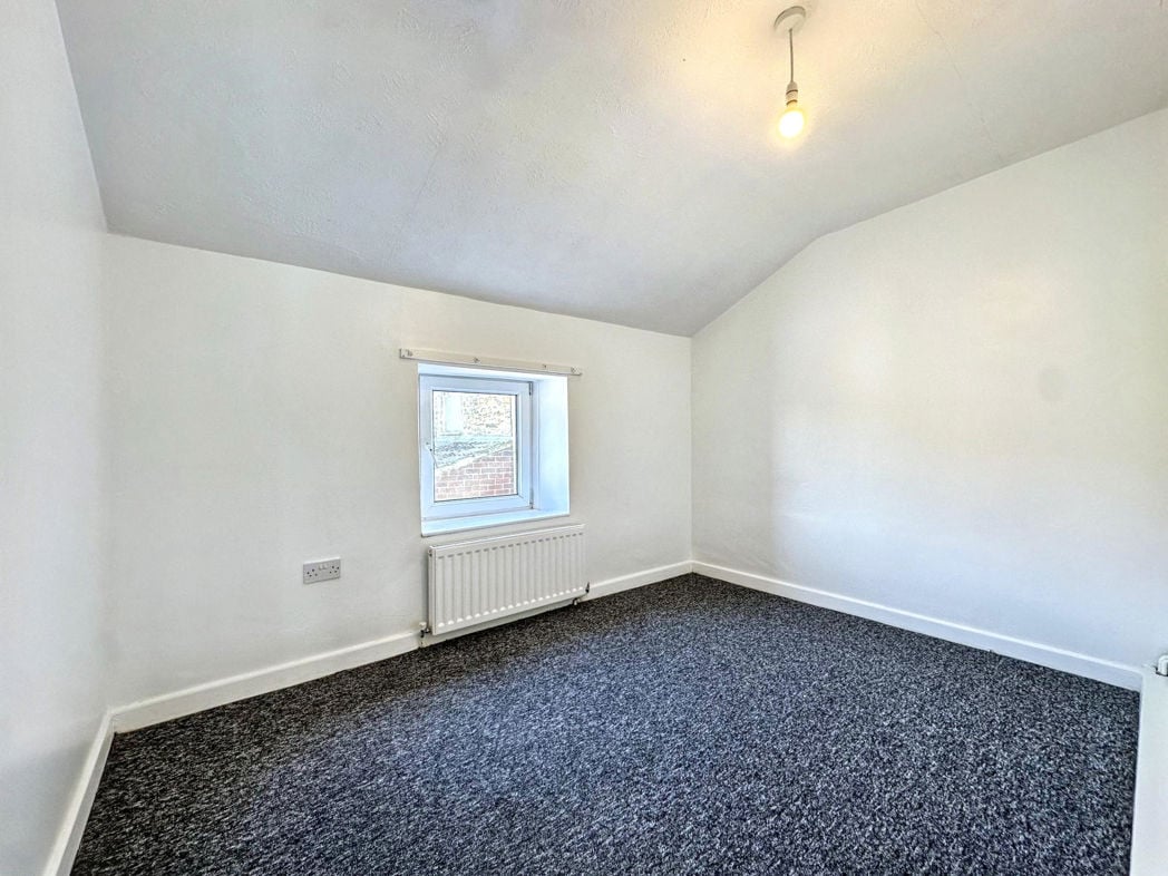 Property image 8 of 14
