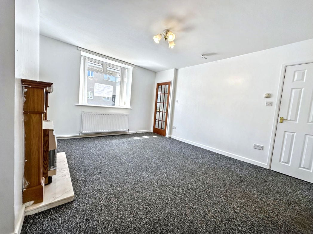 Property image 3 of 14