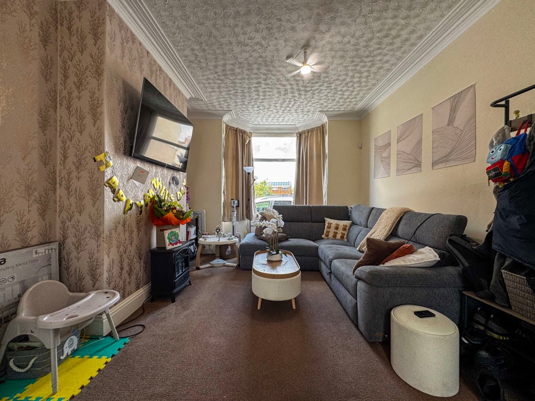 Property image 2 of 10