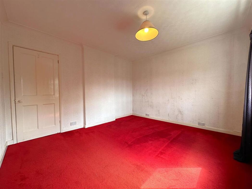 Property image 6 of 11