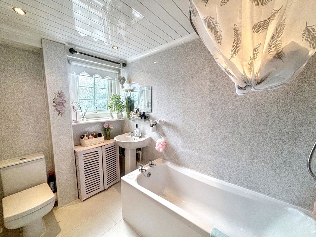 Bathroom/WC