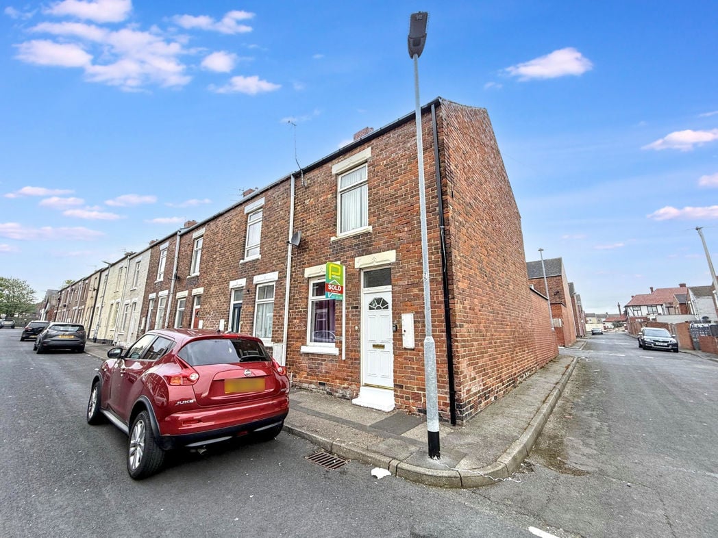 Property image 1 of 12