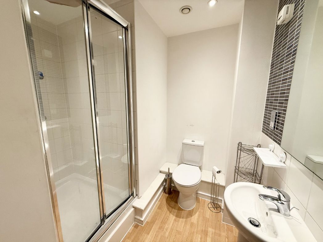 Property image 7 of 11