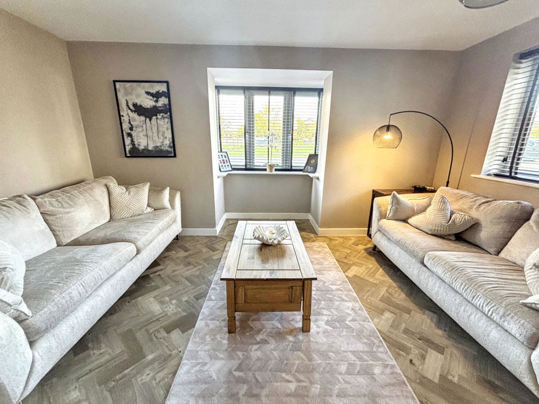 Property image 6 of 24