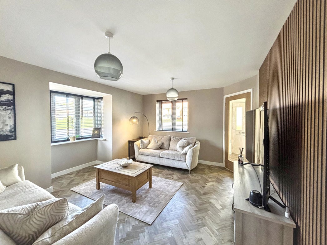 Property image 7 of 24