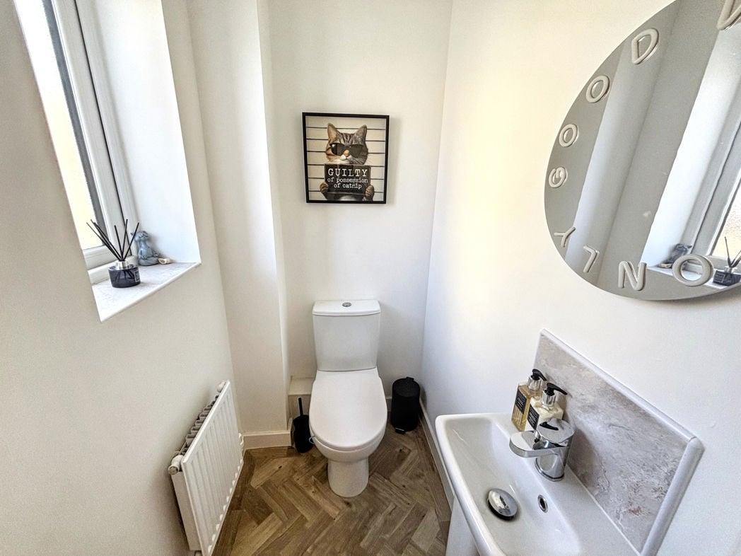 Property image 3 of 24