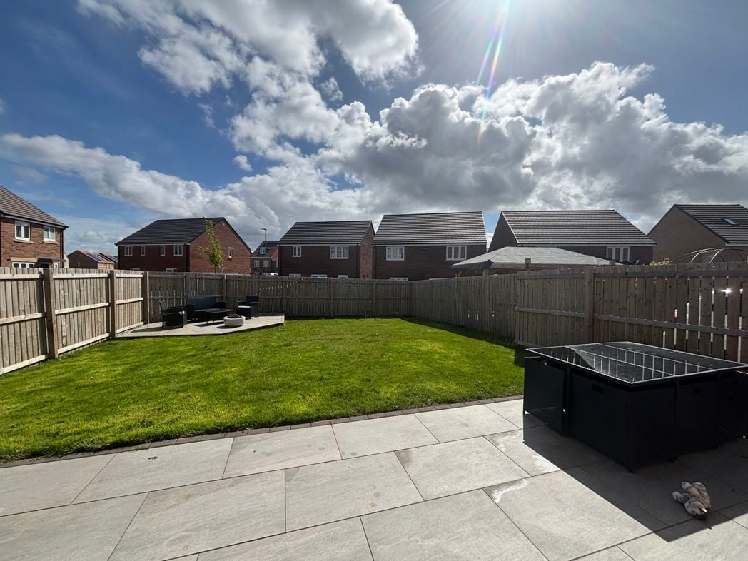Property image 21 of 24