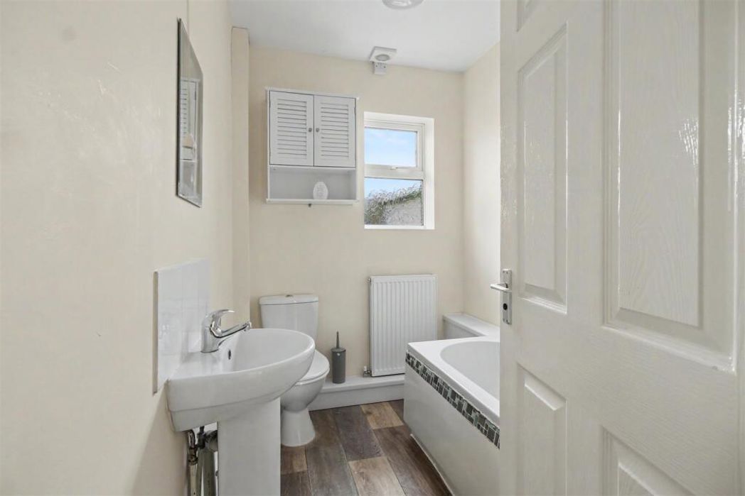 Property image 13 of 15
