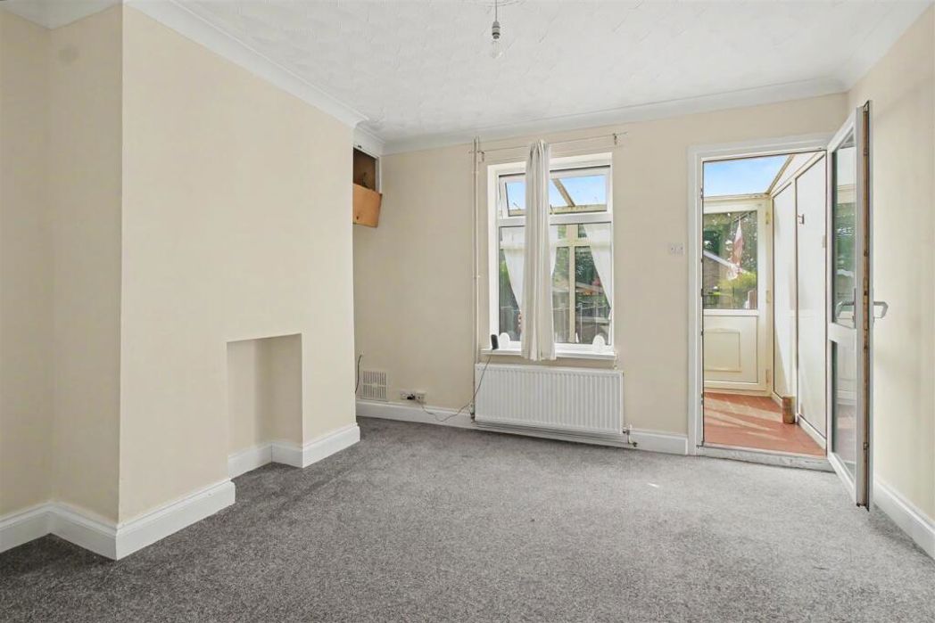 Property image 14 of 15