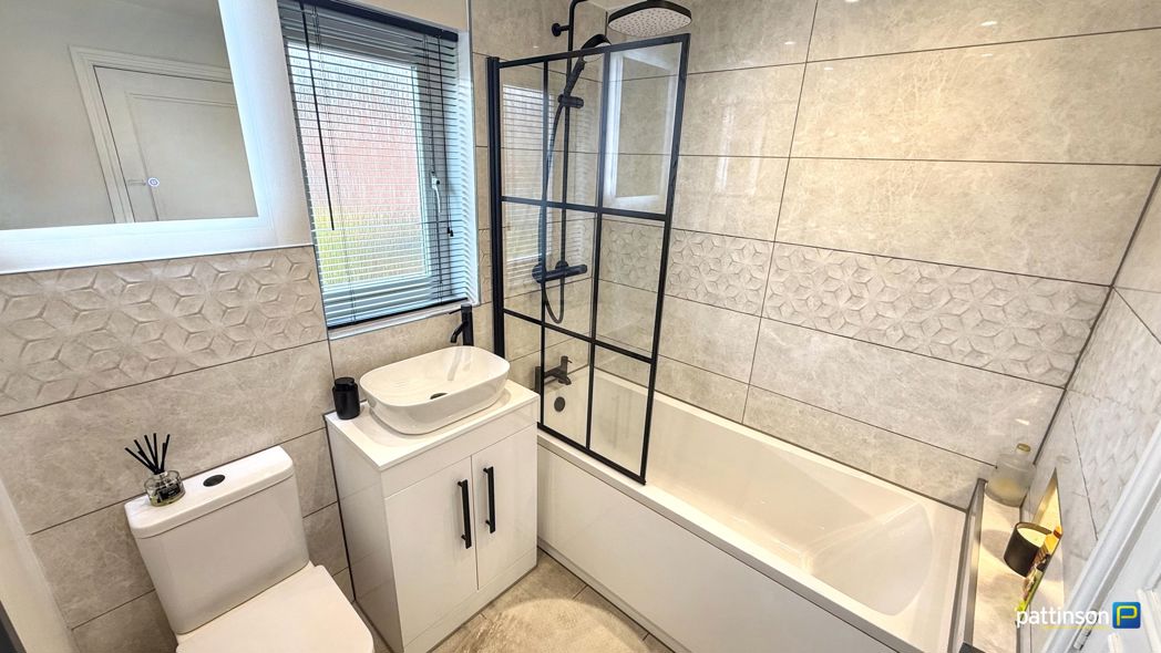 Property image 30 of 38