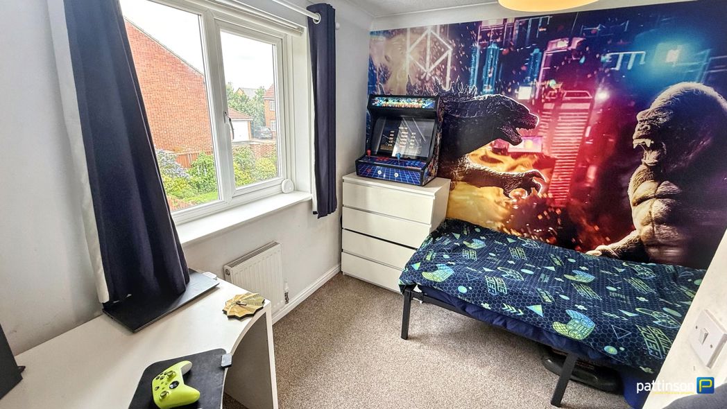Property image 28 of 38