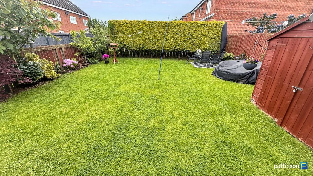 Property image 32 of 38