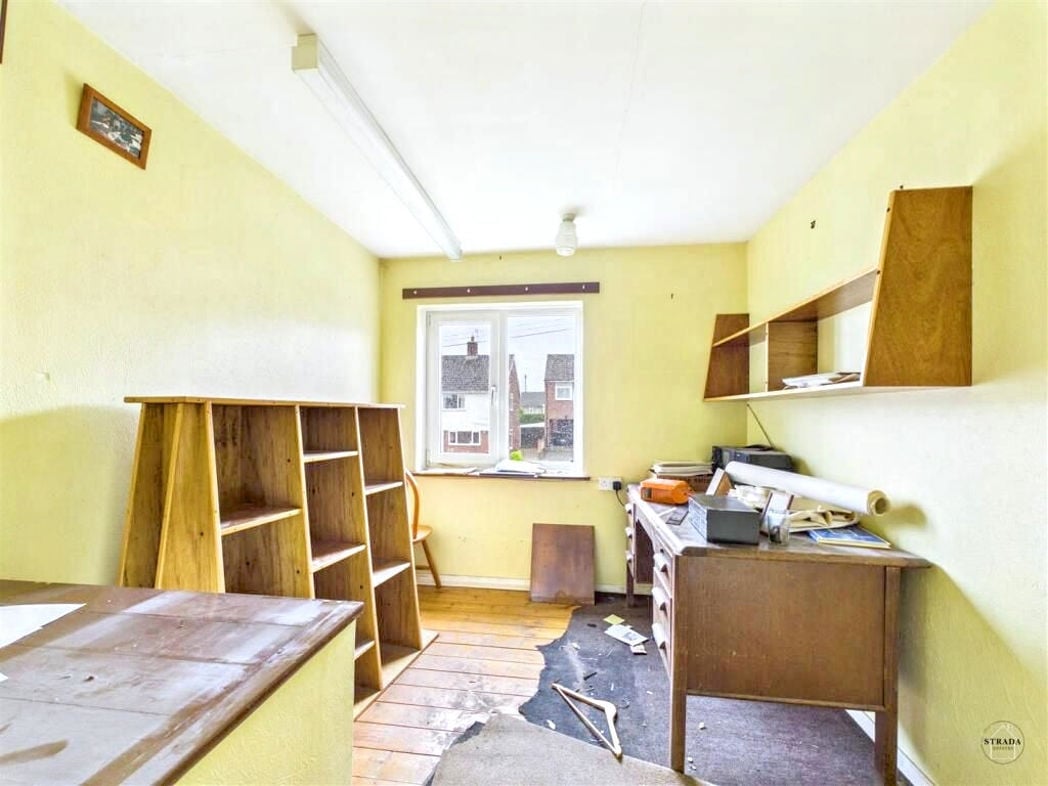 Property image 10 of 10