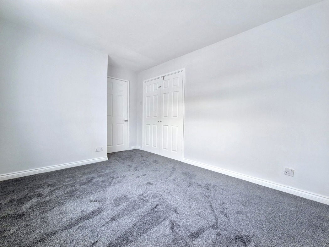 Property image 10 of 18
