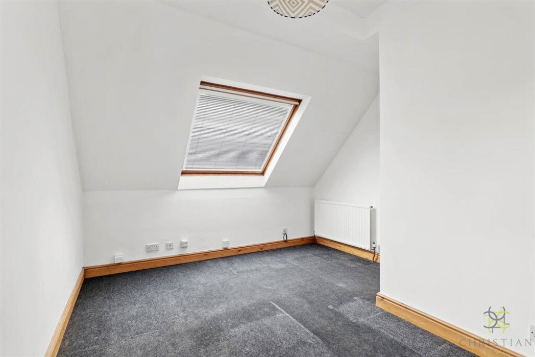 Property image 6 of 23