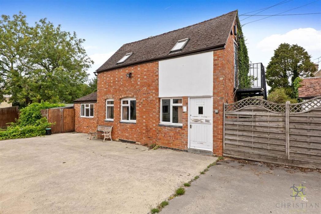 Property image 10 of 23