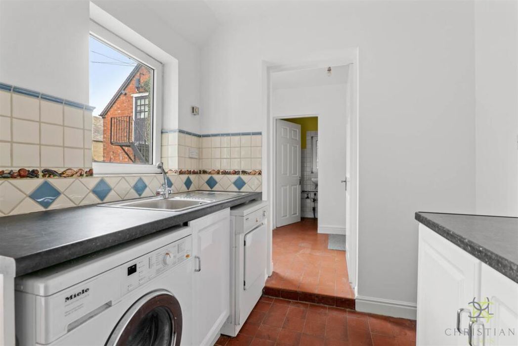 Property image 22 of 23