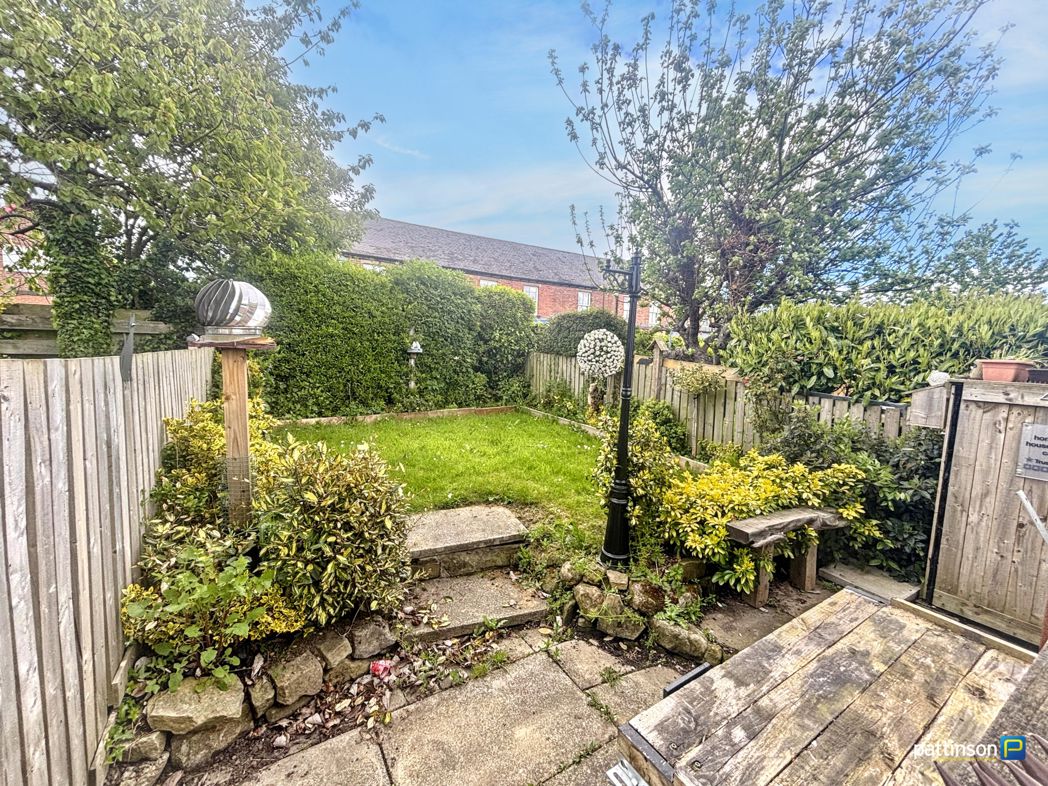 Property image 11 of 11