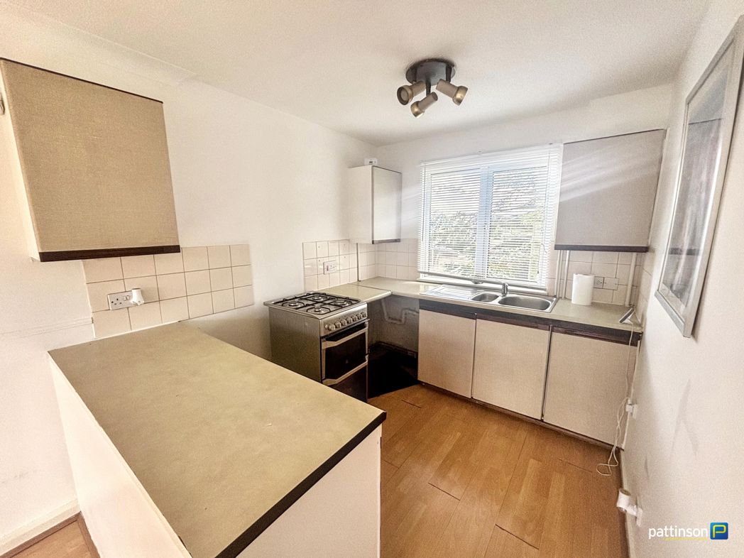 Property image 3 of 11