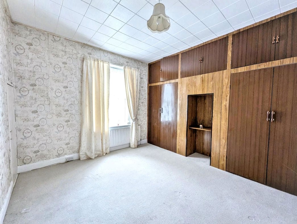 Property image 6 of 9