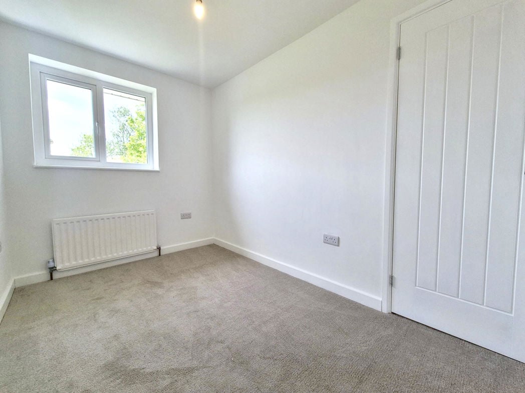 Property image 13 of 23