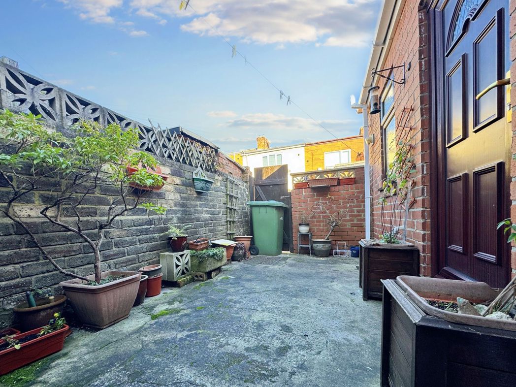 Property image 4 of 6