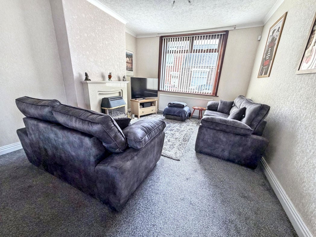 Property image 5 of 18