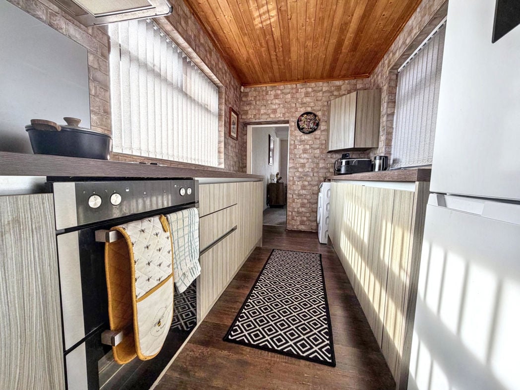 Property image 3 of 18