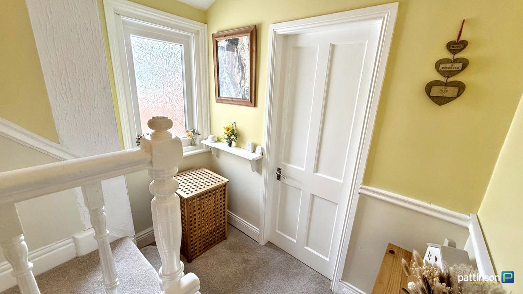 Property image 16 of 34