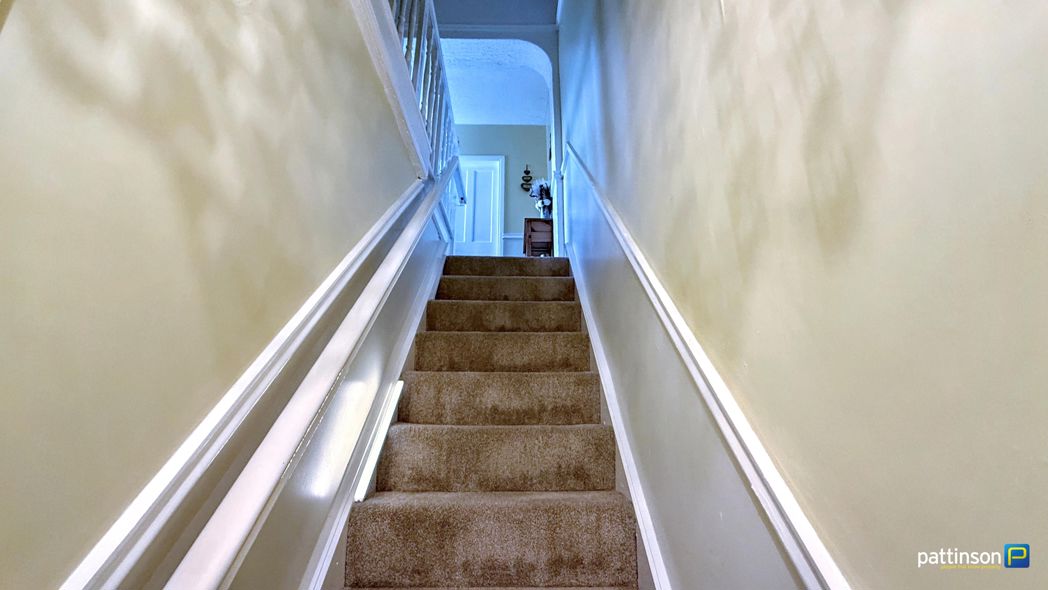Property image 15 of 34