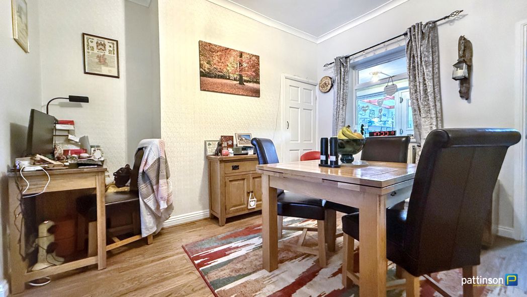Property image 9 of 34