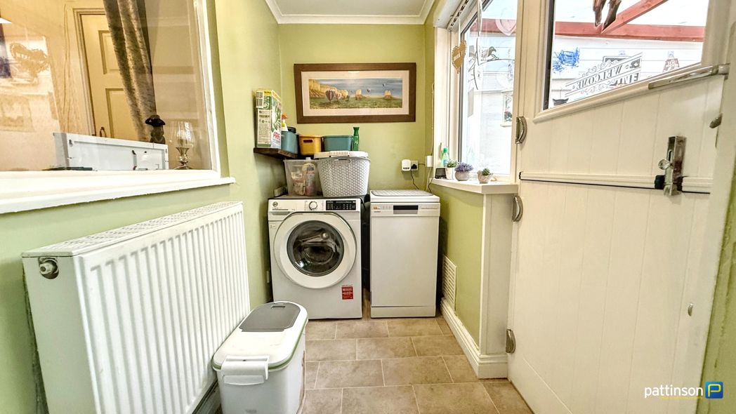 Property image 13 of 34