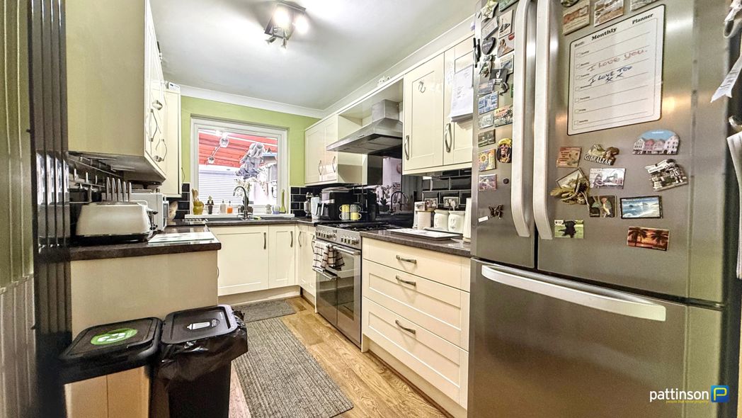 Property image 10 of 34