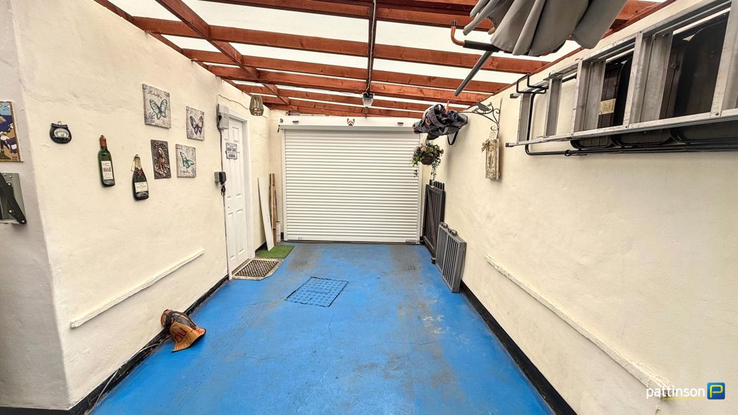 Property image 29 of 34