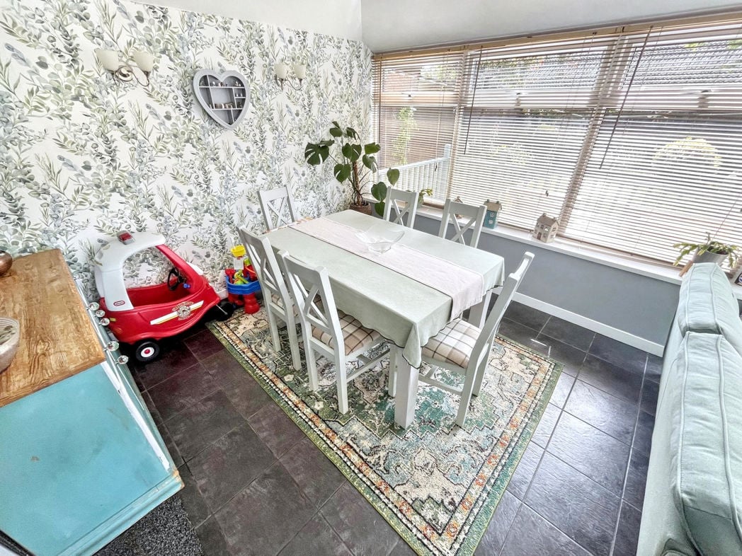 Property image 14 of 22