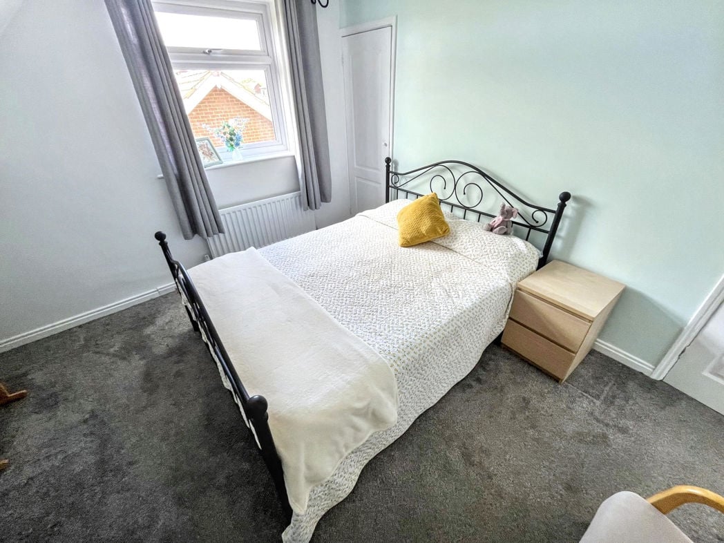 Property image 9 of 22