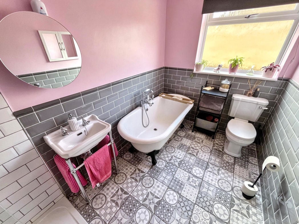 Property image 6 of 22