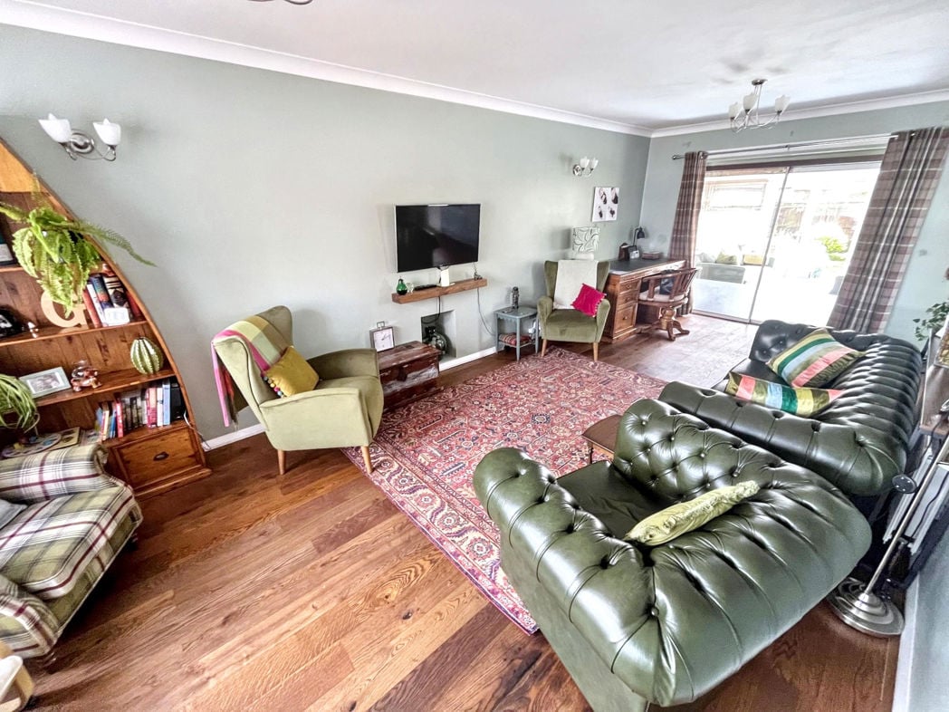 Property image 11 of 22