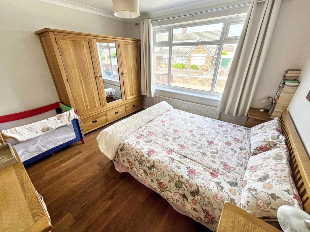 Property image 16 of 22