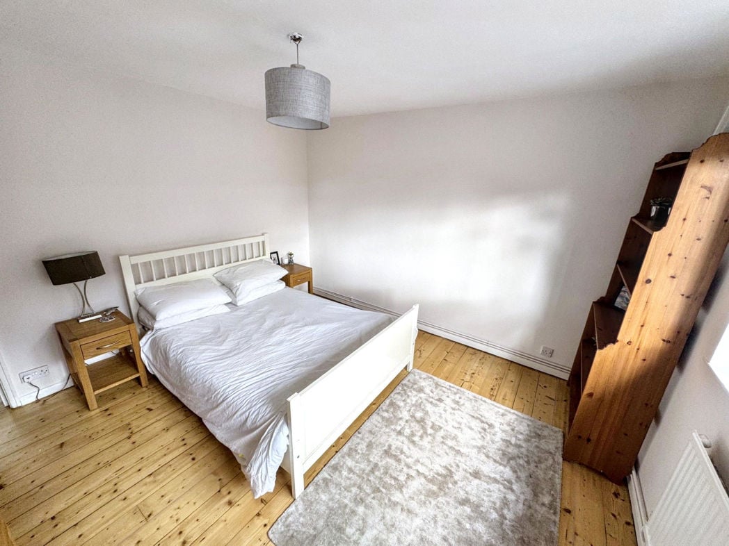Property image 13 of 21