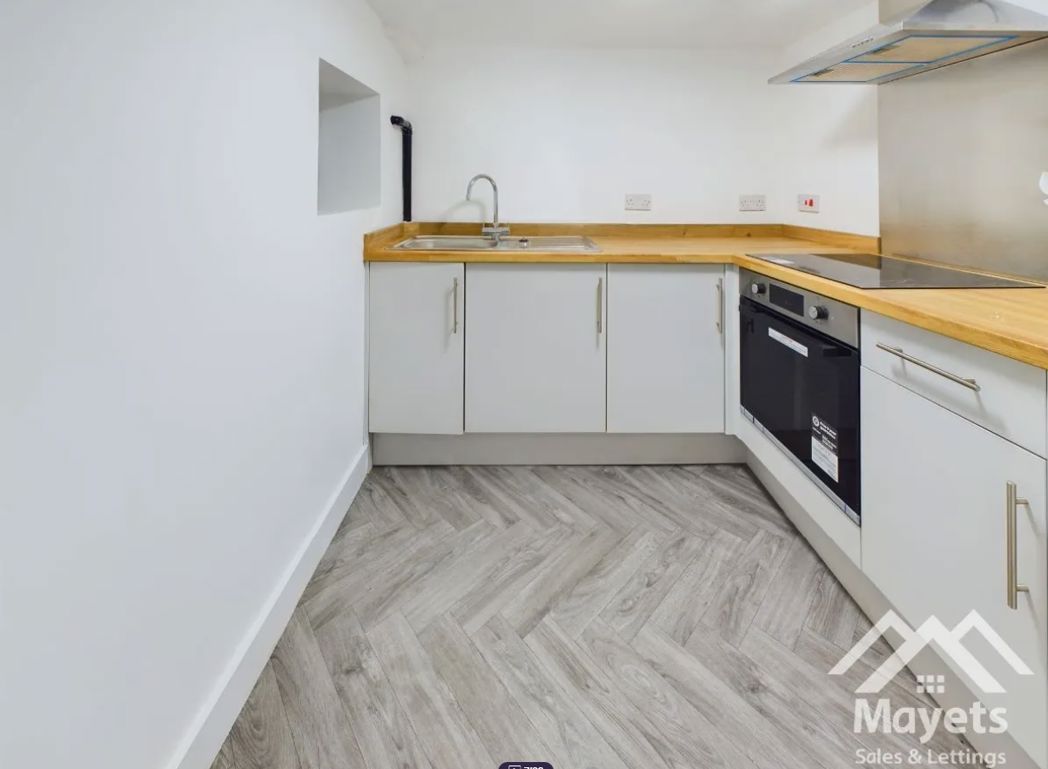 Property image 7 of 22