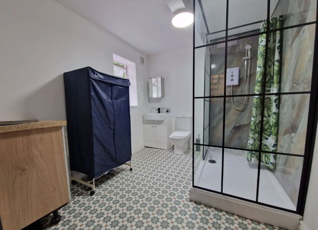 Property image 16 of 22